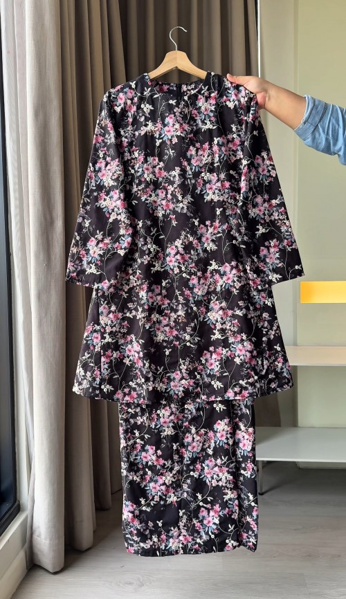 DAHLIA EMBROIDERY BLACK