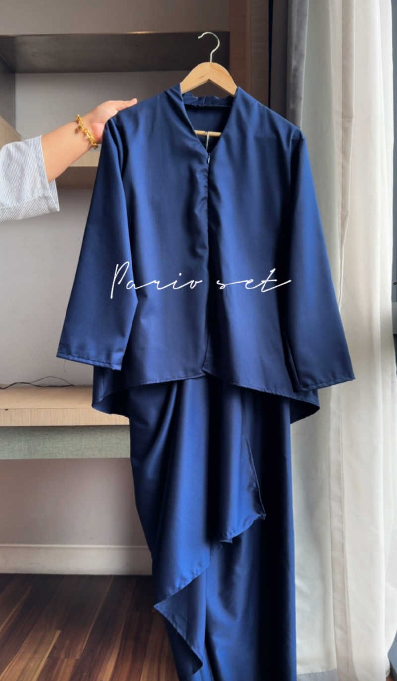 PARIO SET NAVY BLUE