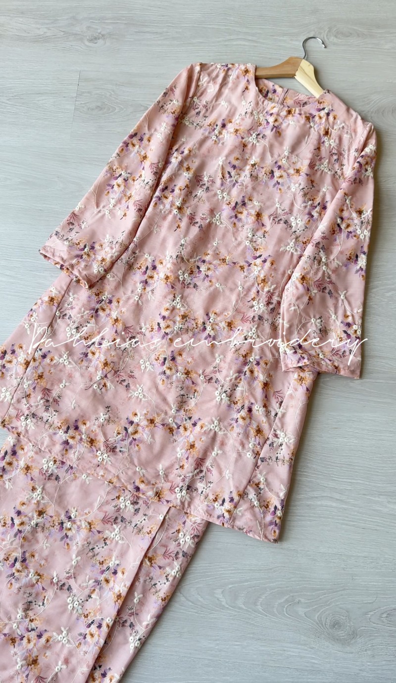DAHLIA EMBROIDERY PEACH