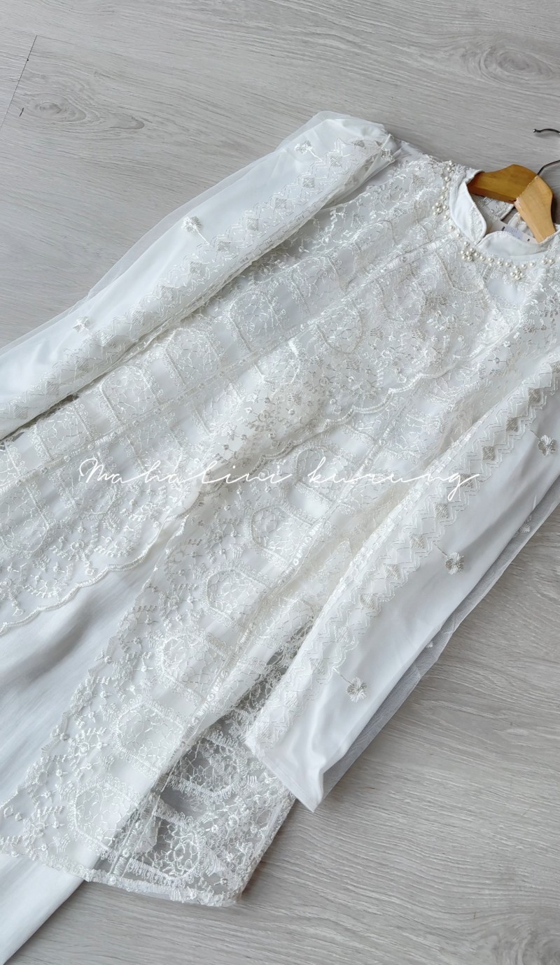 MAHALINI WHITE